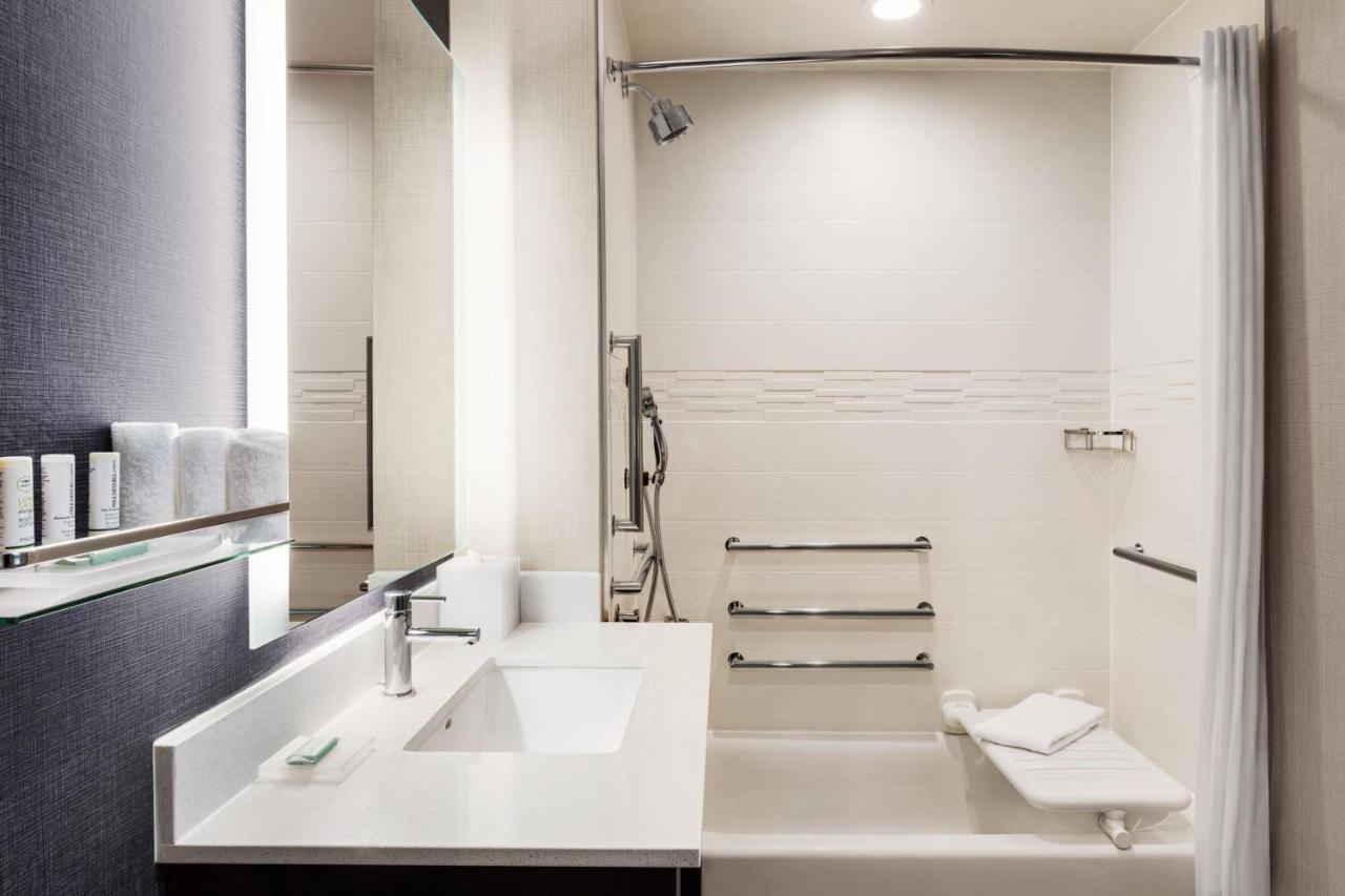 Residence Inn By Marriott New York Jfk Airport Esterno foto